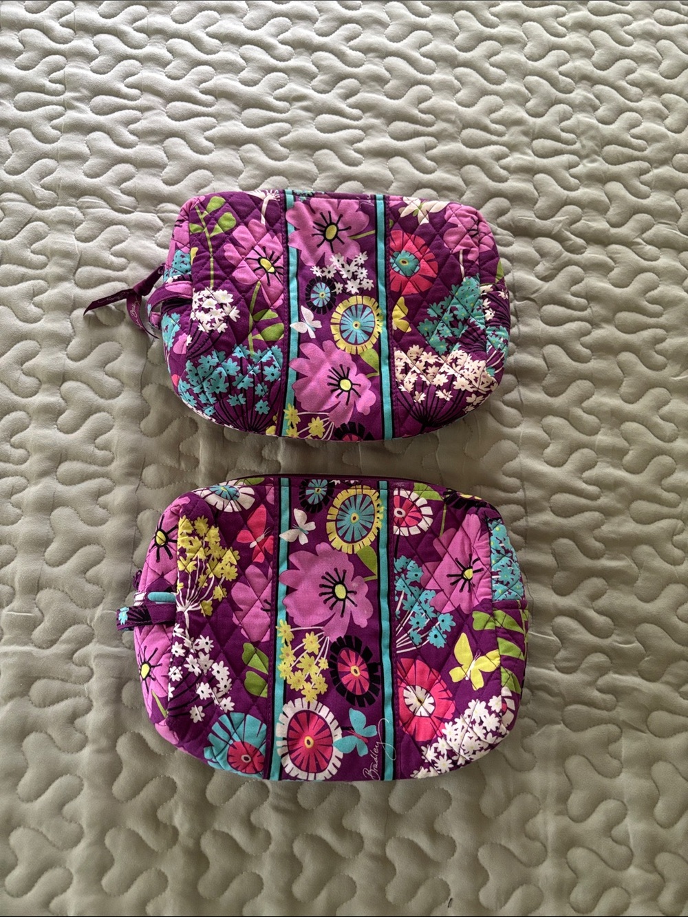 Vera Bradley Retired Flutterby Quilted Floral Lined Cosmetic Pouches Bags 2 - Picture 2 of 14